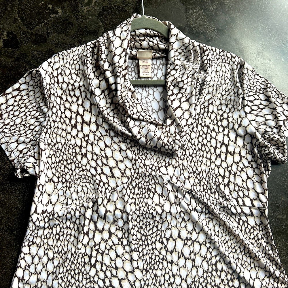 Covington Animal Print Top - Size XLP - Picture 2 of 10